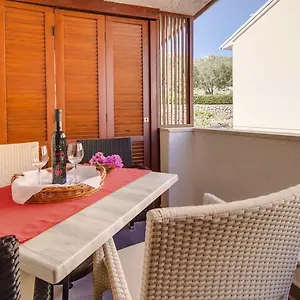 House Prica Affittacamere Mali Lošinj